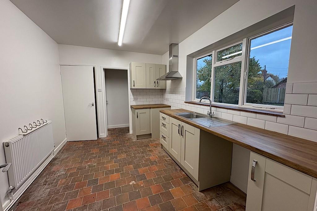 2B Merry Lane, Shrewsbury, SY4 3JS To Let